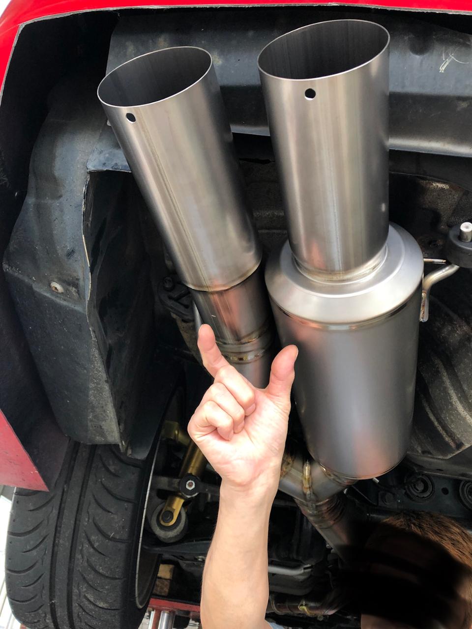 ROUSE RACING ワンオフ フルチタンマフラー (再レビュー0回目)のパーツ