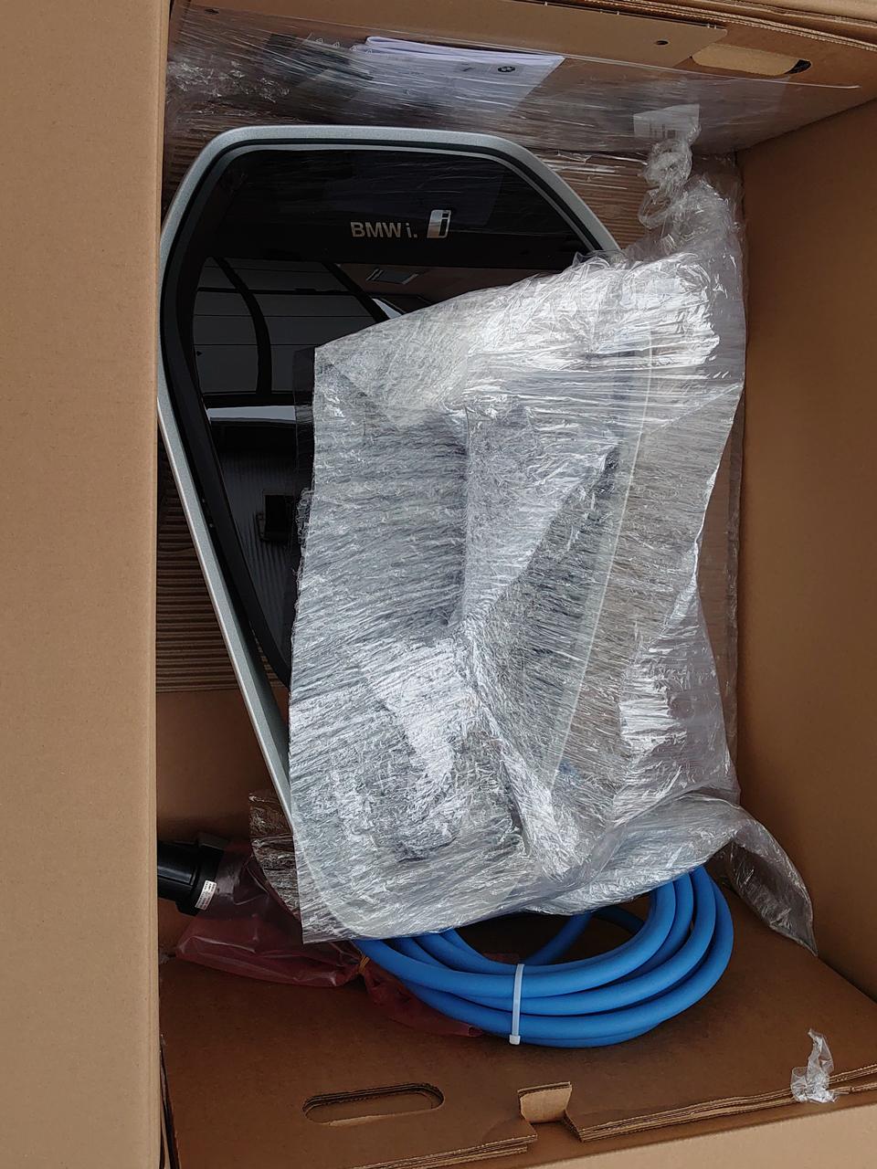 BMW(純正) Wallbox Plus (再レビュー)のパーツレビュー | X5