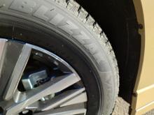 BRIDGESTONE BLIZZAK VRX3 205/65R16 のパーツレビュー | セレナ