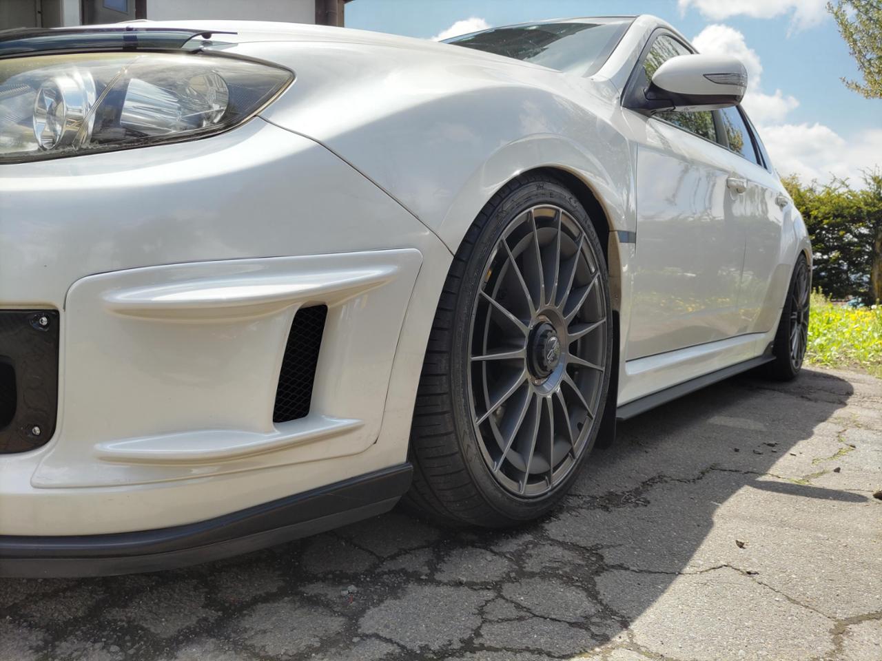 O・Z / O・Z Racing Superturismo AERO のパーツレビュー