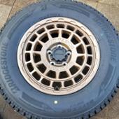 BLIZZAK DM-V3 225/70R16 BRIDGESTONE(ブリヂストン)のタイヤの