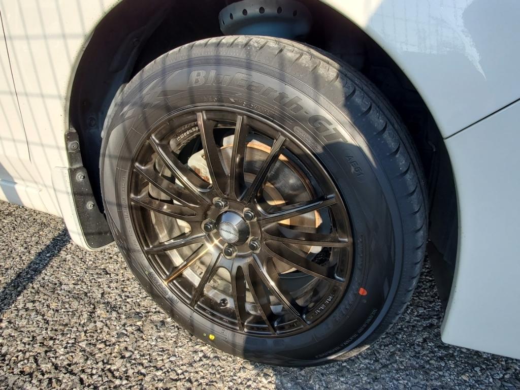 YOKOHAMA BluEarth-GT AE51 205/55R16 のパーツレビュー