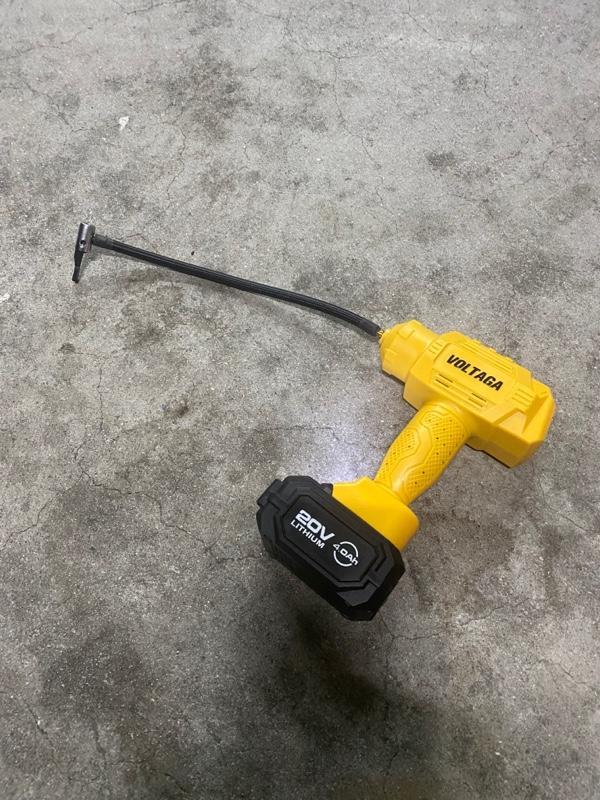 VOLTAGA 電動空気入れ 電動エアコンプレッサー のパーツレビュー