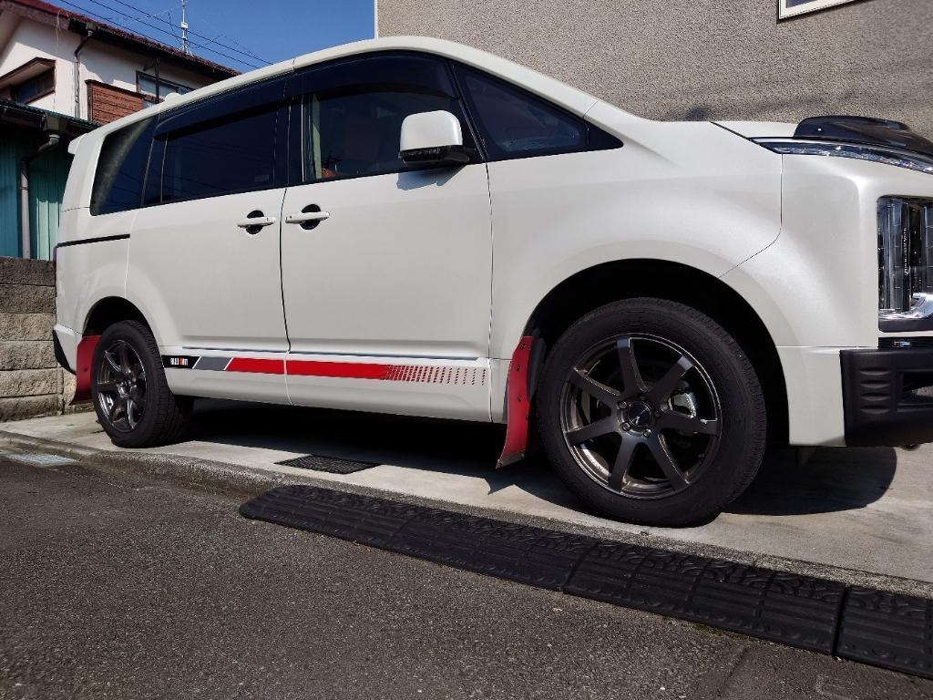 RALLIART サイドデカール のパーツレビュー | デリカD:5(honozi