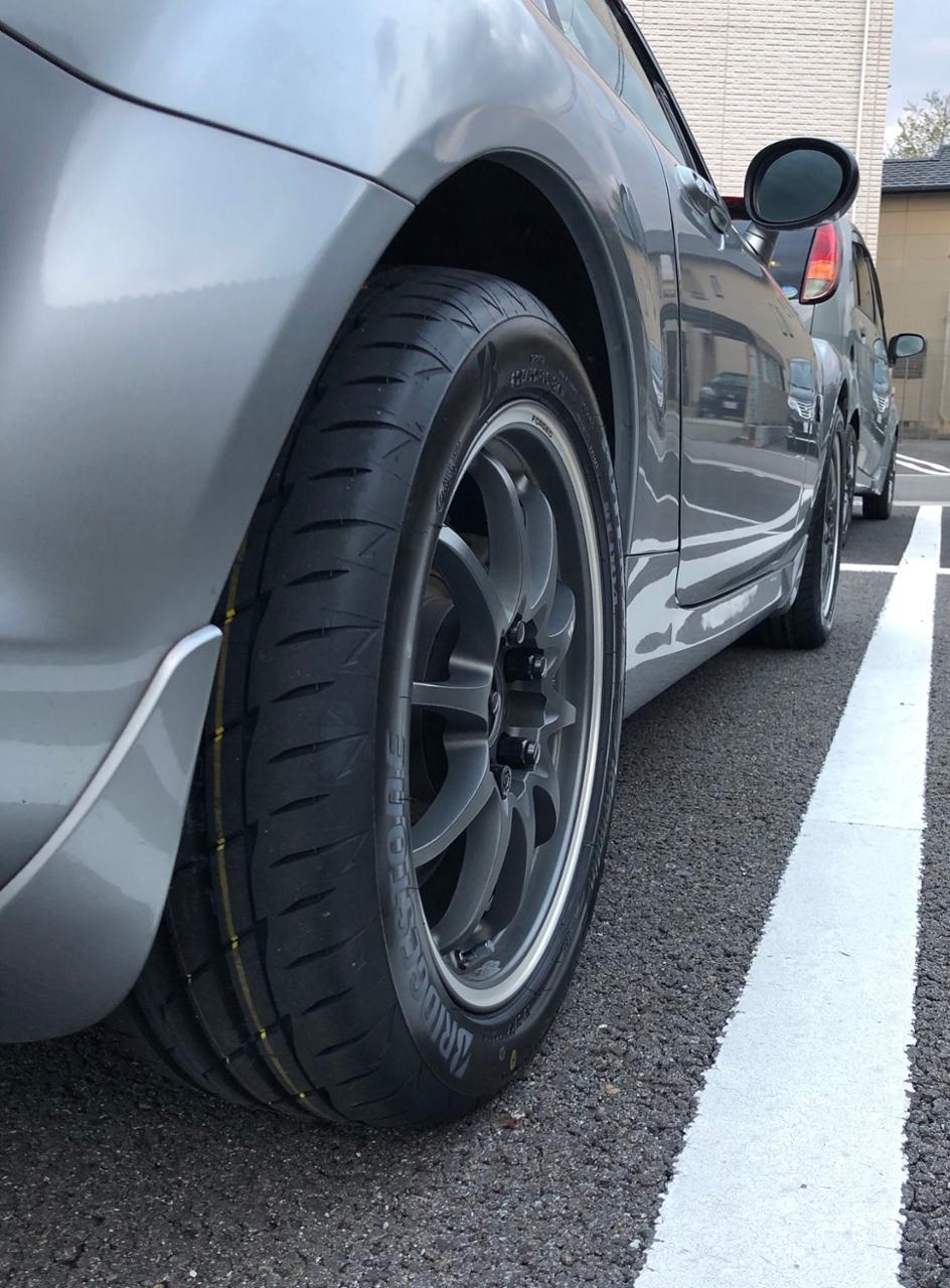 BRIDGESTONE POTENZA Adrenalin RE004 205/50R16 のパーツ