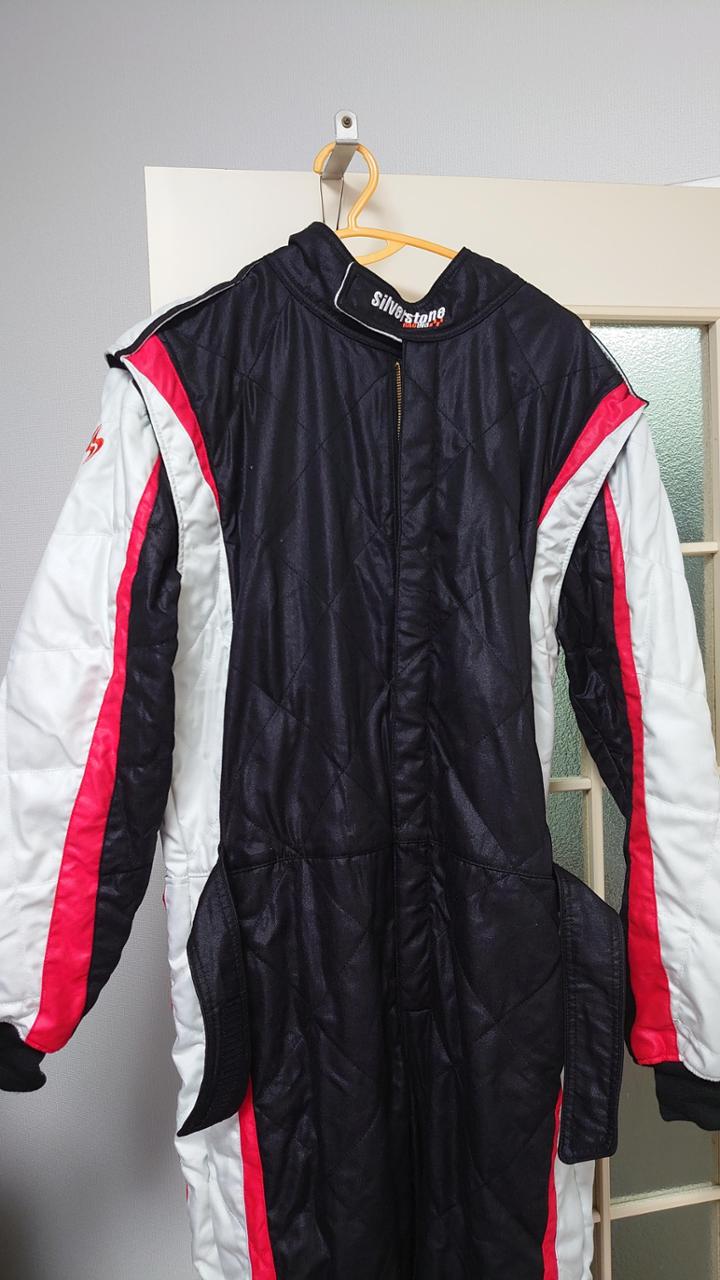 シルバーストーンレーシング レーシングスーツ ベケッツ3 レギュラー