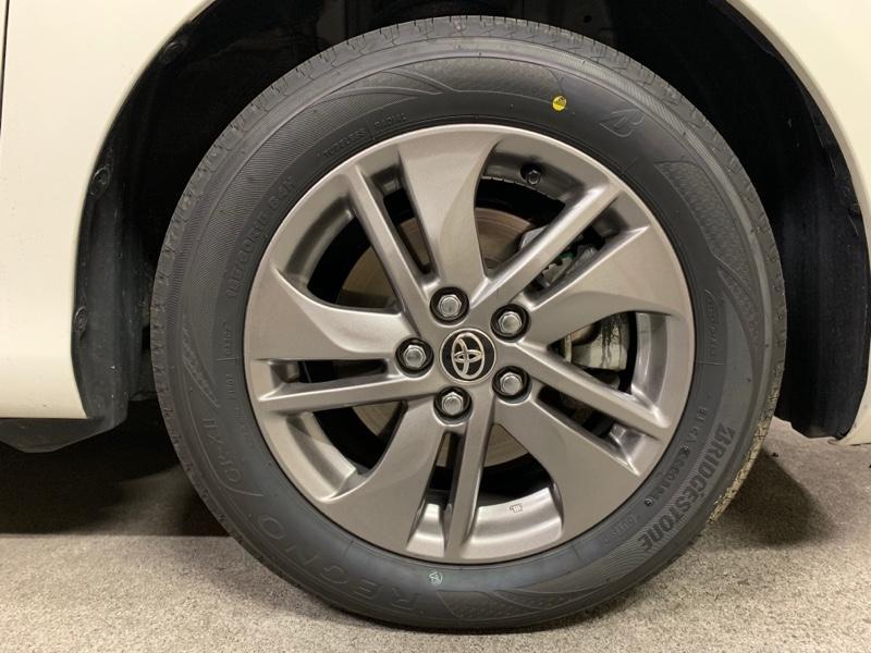 BRIDGESTONE REGNO GR-XⅡ 185/60R15 のパーツレビュー