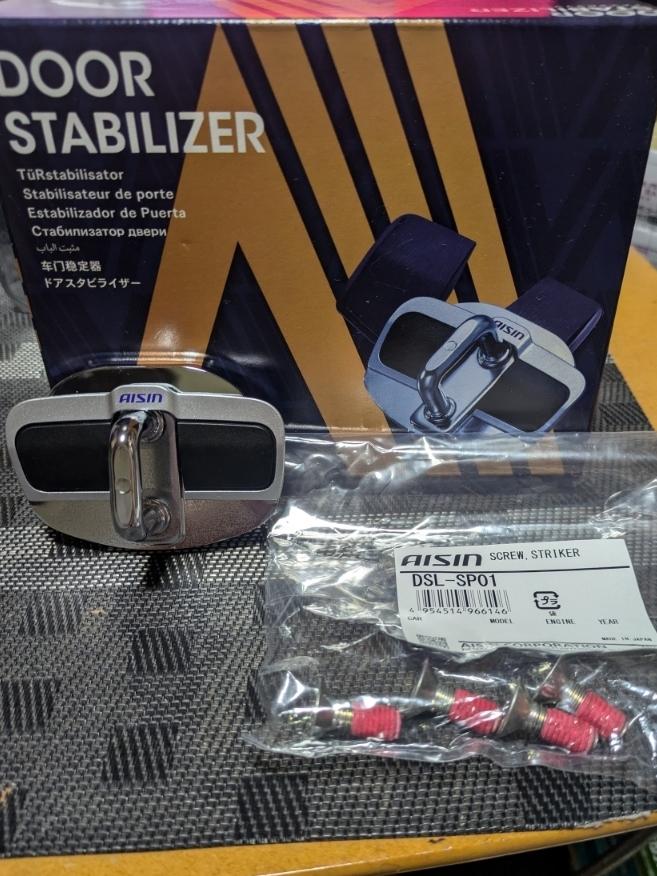 AISIN ドアスタビライザー