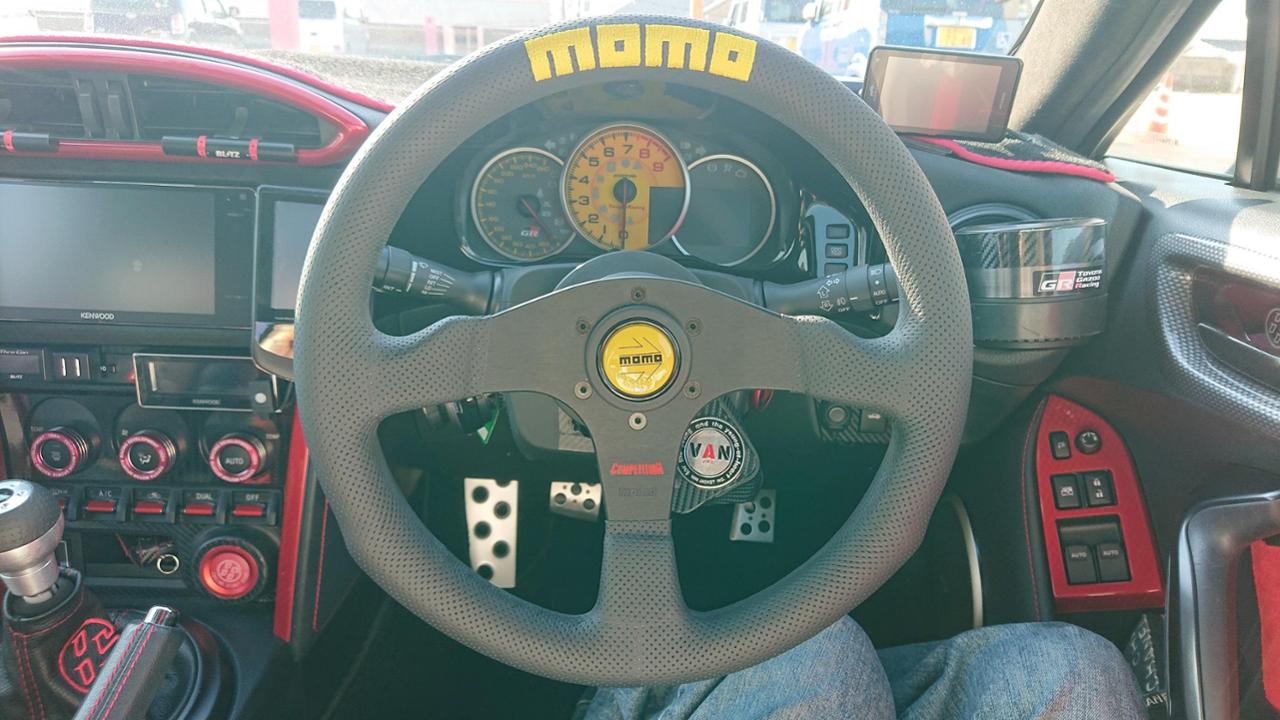 MOMO COMPETITION ステアリングホイール 希少 MOMO COMPETITION ステアリング 350mm モモステの通販 by L