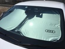 Audi純正(アウディ) フロントガラスシェード＆ケース のパーツ