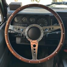 ランドローバー　ディフェンダー用ステアリングボス　モトリタ(moto-lita) LAND ROVER ランドローバー モトリタ ステアリング ボス DEF(38S