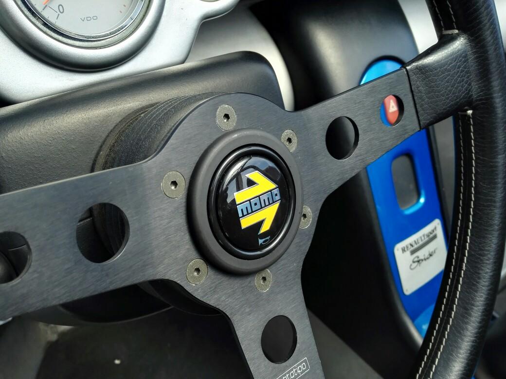 春新作の momo MOMO BMWホーンボタン のパーツレビュー | MINI