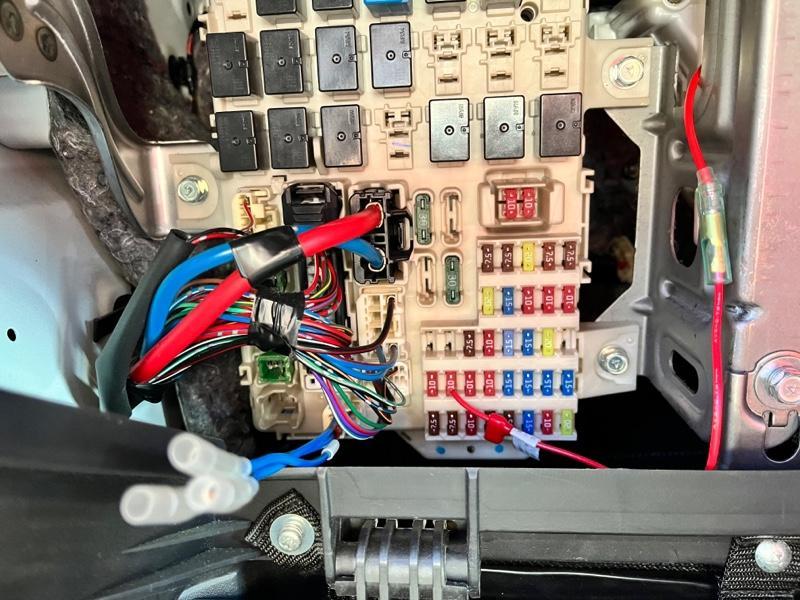 YR-Advance 予備電源ハーネス のパーツレビュー | コルトラリー