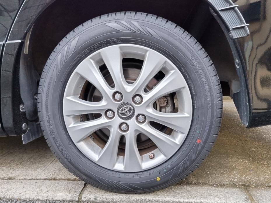 AUTOBACS Maxrun Efficia 205/60R16 のパーツレビュー | ノア