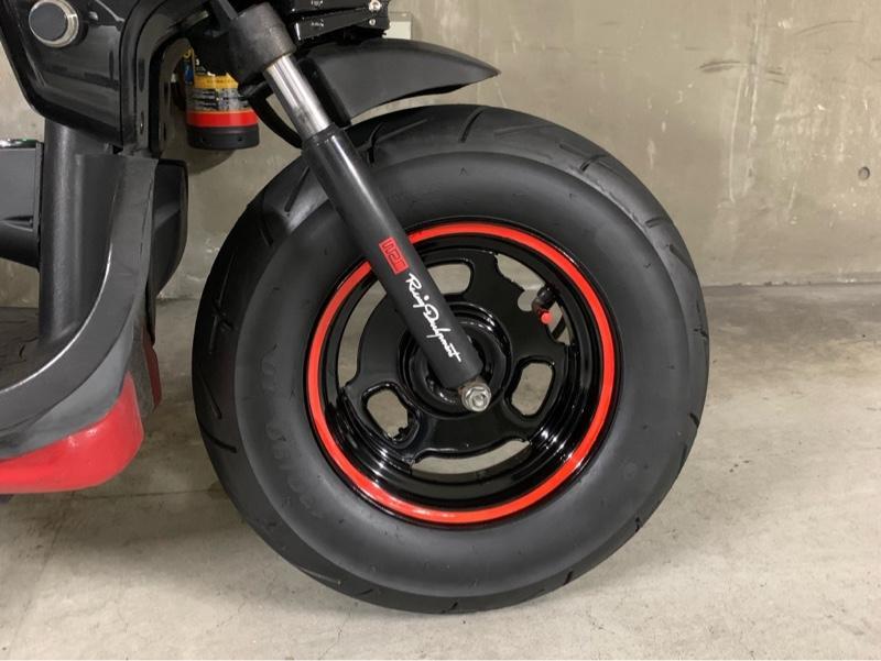 ズーマー 新品タイヤ 塗装済みホイールセット パーツ