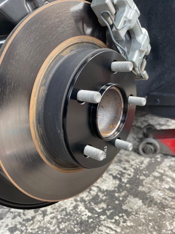 M2K AUTO PARTS ハブリング付スペーサー 5mm 4枚 73mm → 67mm 5
