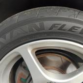 ADVAN FLEVA V701 185/55R15 YOKOHAMA(ヨコハマ)のタイヤの口コミ ADVAN FLEVA V701 185/55R15 YOKOHAMA(ヨコハマ)のタイヤの口コミ