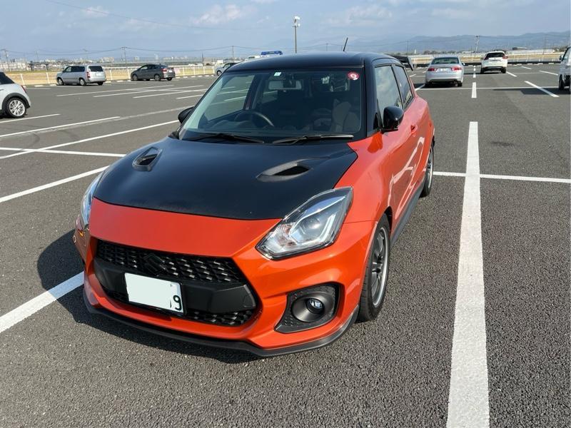 MONSTER SPORT エアアウトレットカーボンフード のパーツ