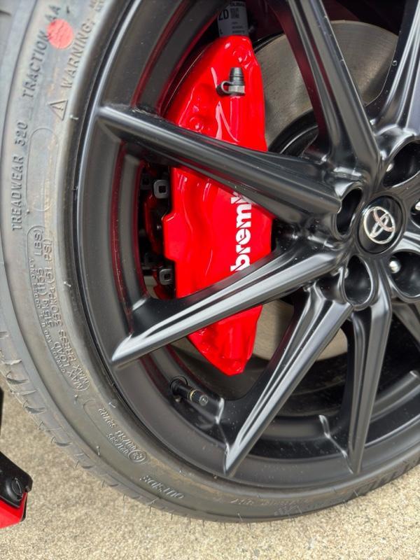 GR86,BRZ ZN8 純正brembo ブレーキキャリパー（純正流用は自己