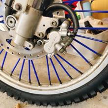 KX85 2011年式Fブレーキキャリパー O/H（スズキ アドレスV125G