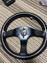 momo Competition Steering Wheel のパーツレビュー | スイフト