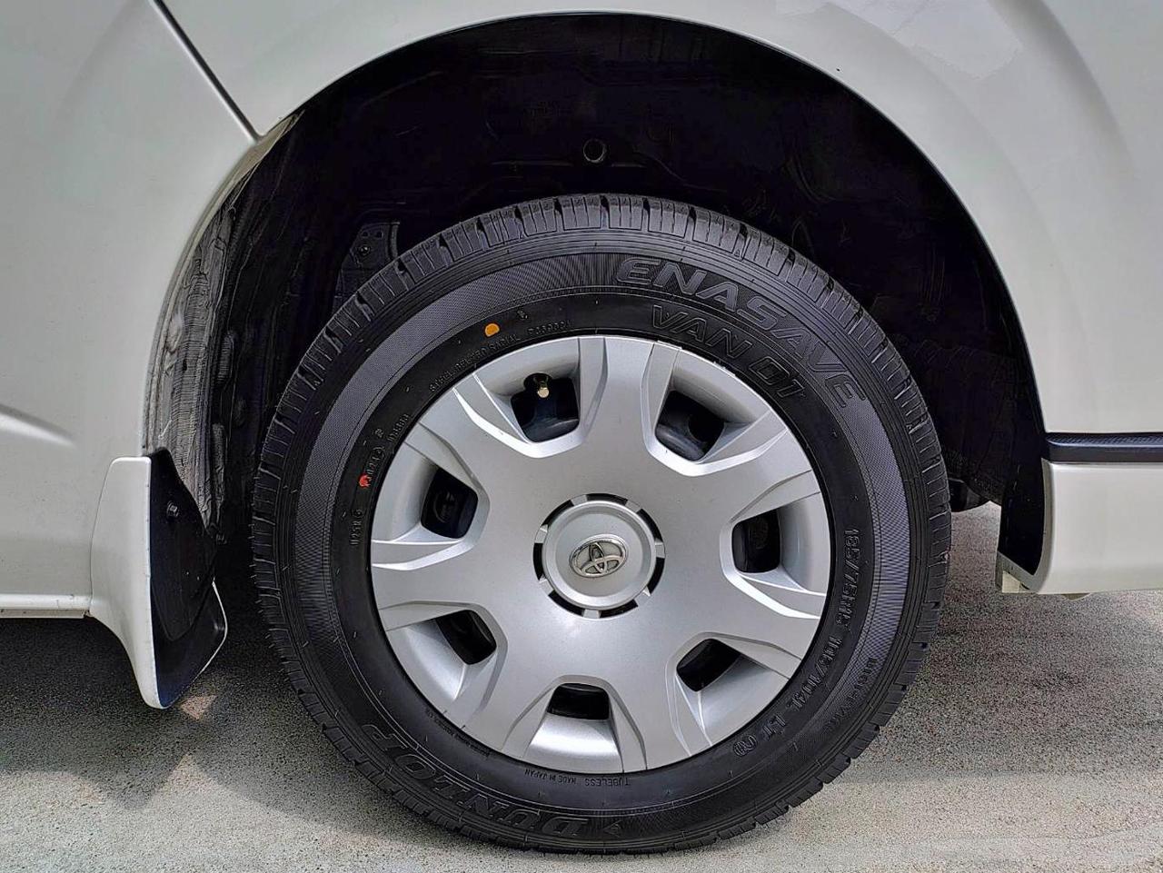 2本 スタッドレスタイヤ 245/50R14.5 丸い 106L ダンロップ SP