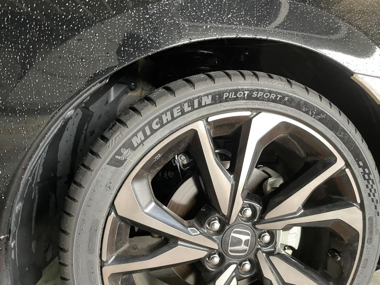 MICHELIN PILOT SPORT 5 235/40ZR18 のパーツレビュー