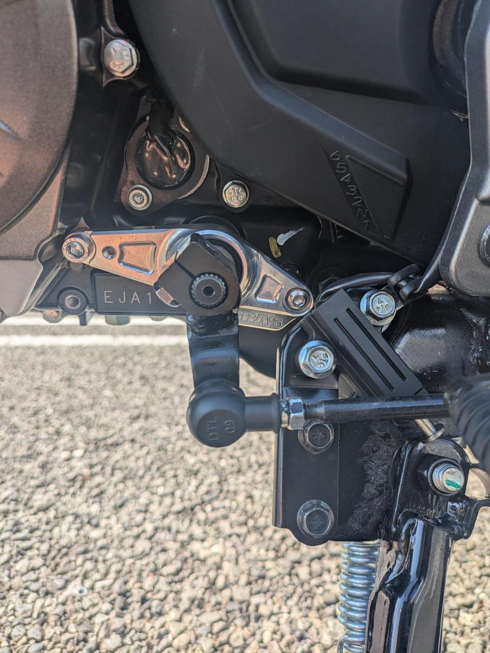 アグラス シフトシャフトホルダー のパーツレビュー | V