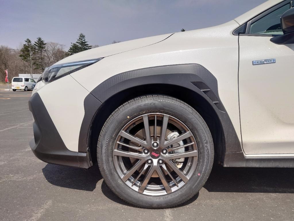 STI アルミホイールセット18インチ 7J(ガンメタリック) のパーツ