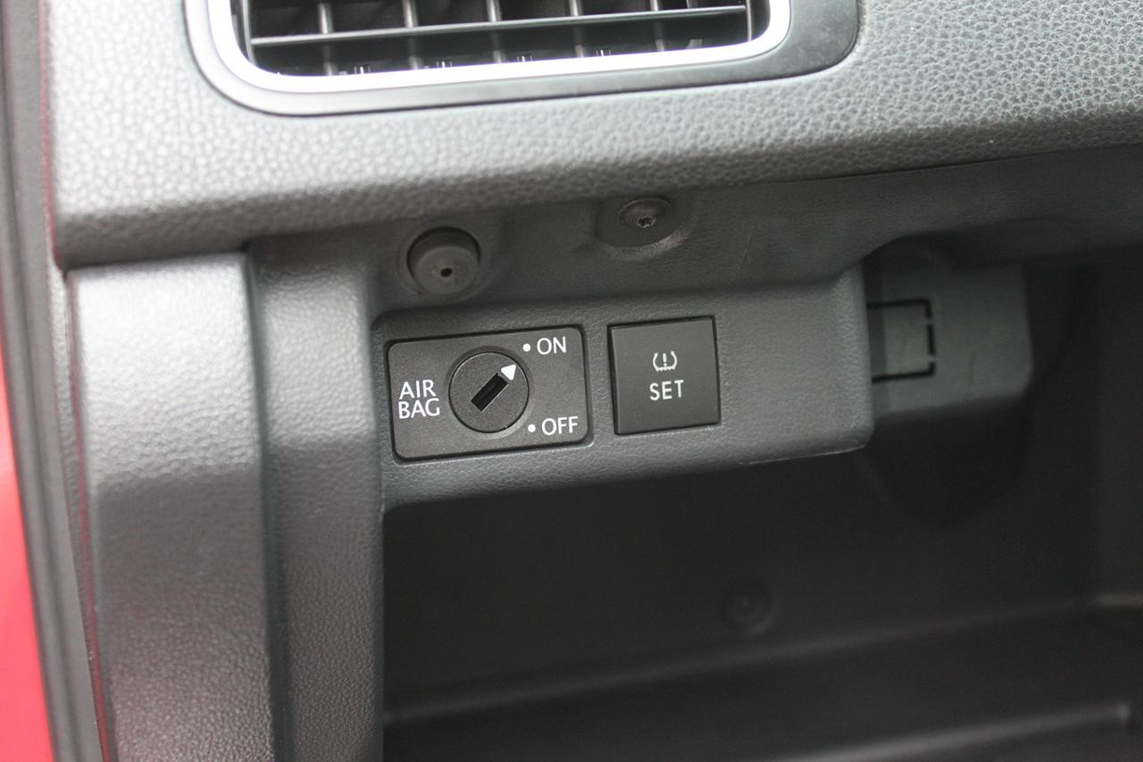VW / フォルクスワーゲン純正 助手席エアバッグ停止用キーロック