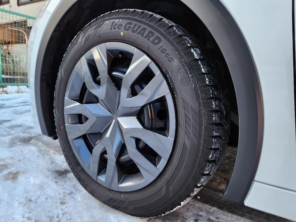 YOKOHAMA iceGUARD 6 (IG60) 195/60R17 のパーツレビュー