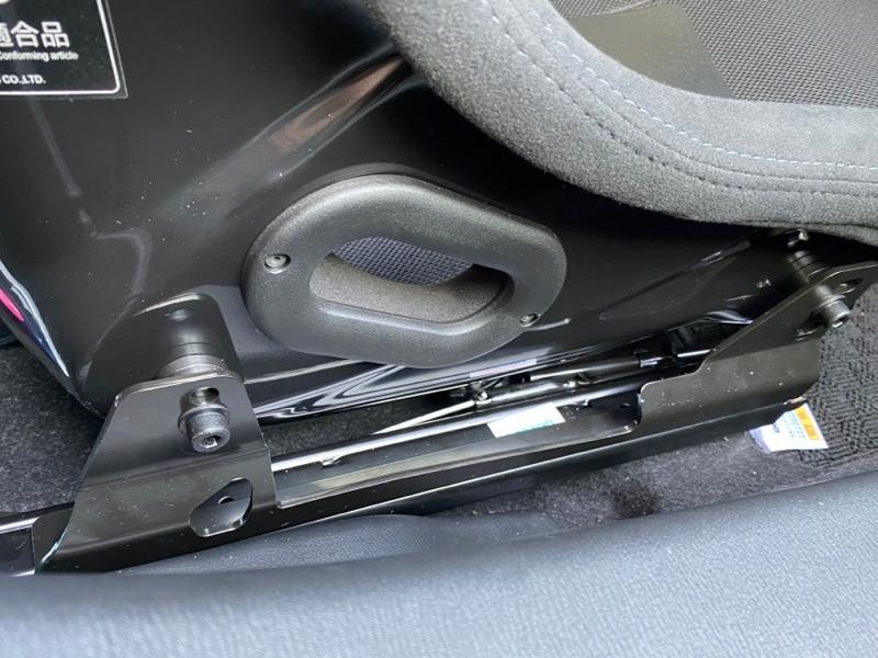 11779円 【12月スーパーSALE RECARO 純正シートレール マツダ ロードスター 右席 2082.011.2 11779円 【12月スーパーSALE RECARO 純正シートレール マツダ ロードスター 右席 2082.011.2