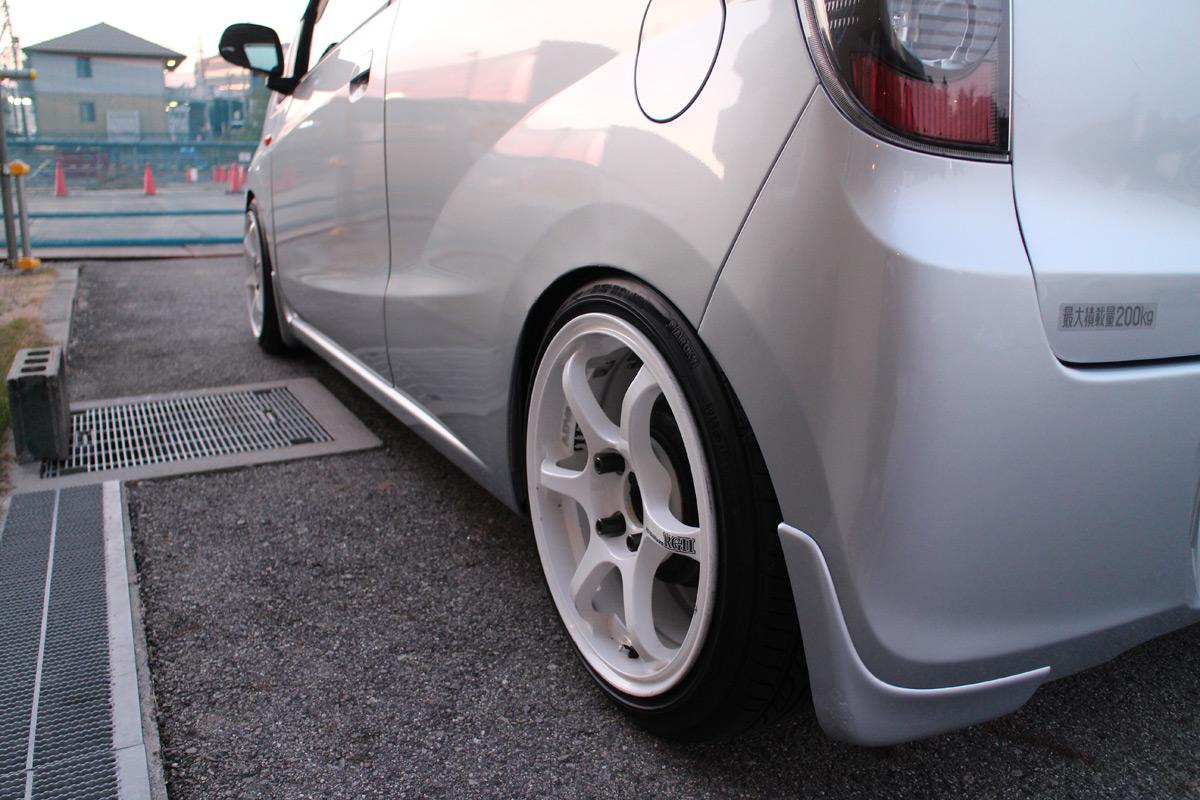 TOYOTA (トヨタ) bB 純正 15×6J(+40)PCD100-4H シルバー