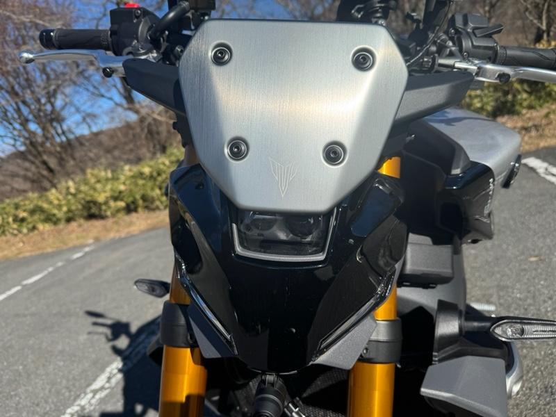 ヤマハ(純正) MT-09 Aluminium Visor のパーツレビュー | MT-09