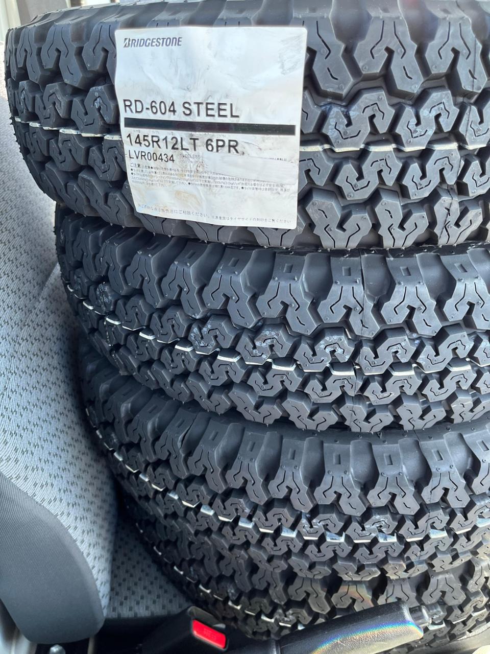 BRIDGESTONE 604V RD-604 STEEL 145R12 のパーツレビュー
