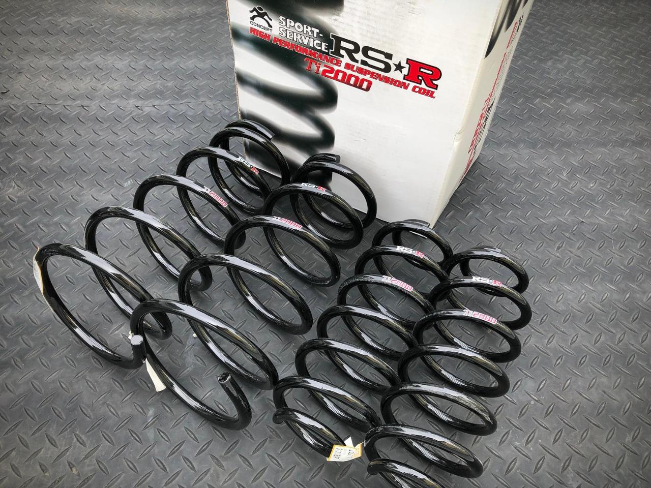 【保障できる】 RS-R Ti2000 HALF DOWN サスペンション T515THDF フロント トヨタ bB QNC25 4WD NA S 1300cc 2005年12月~ - 国産車用