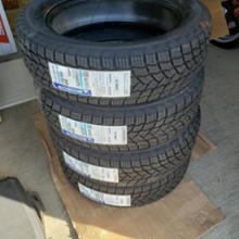 X-ICE SNOW 175/60R16