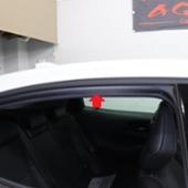 AQUA プリウス61PHEV　リアドアウインドウインナーフレームシート