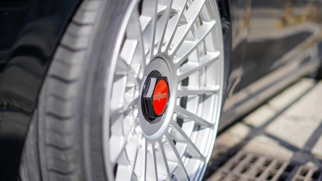 rotiform LAS-R のパーツレビュー | アテンザワゴン(かずばなな