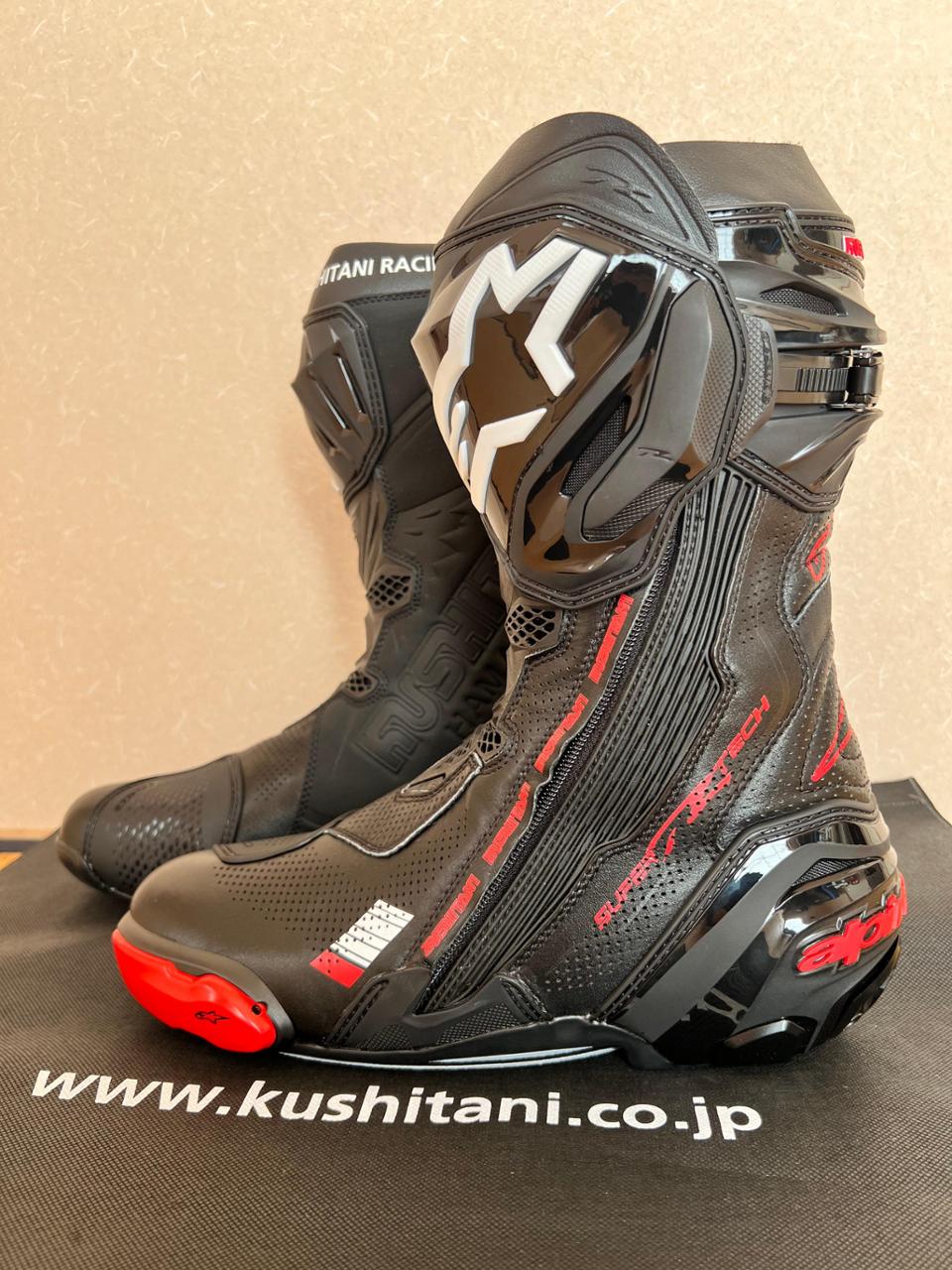 alpinestars Supertech-R のパーツレビュー | Ninja ZX-4RR(くら