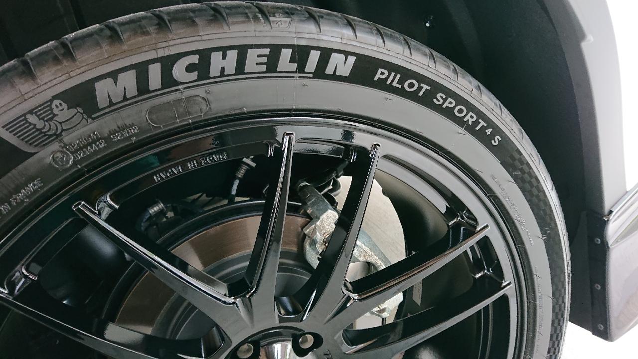 正規品】 サマータイヤ 275/40R22 108Y XL MICHELIN ミシュラン