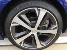 ネットオフ 送料得店  Pilot 18インチホイール+Michelin プジョー(純正) Sport (再 3 タイヤ・ホイール