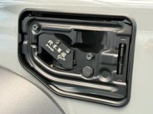 HNK GEAR スケルトン型燃料リッド レーザー彫刻Ver のパーツ