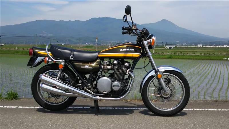 メリーセブン3号さんの750RS