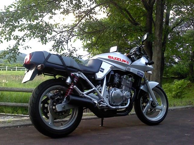 taku-jiroさんのGSX250S KATANA (カタナ)