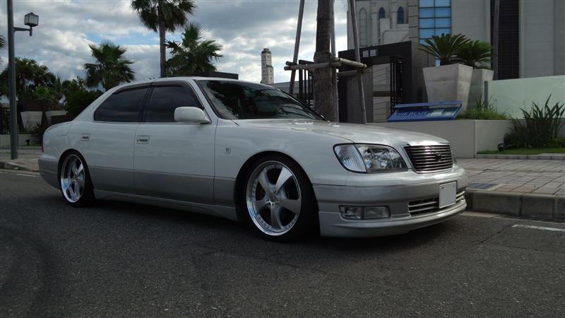 トヨタ セルシオ