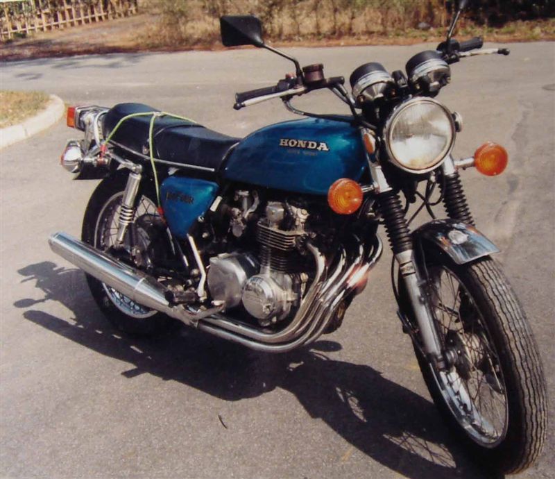 GPZ750FさんのCB550F-2