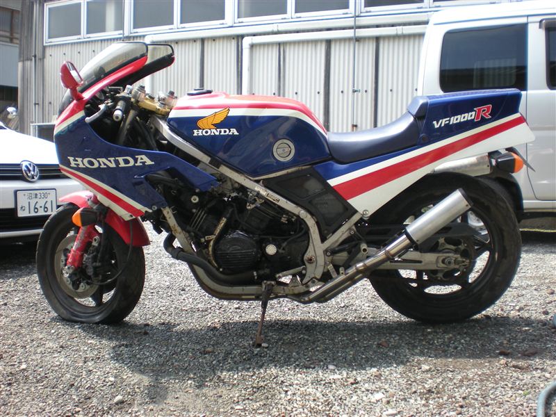 ZiLLさんのVF1000R