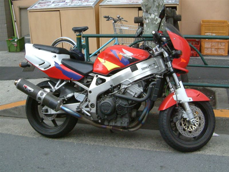 ごりごりにごりさんのCBR900RR