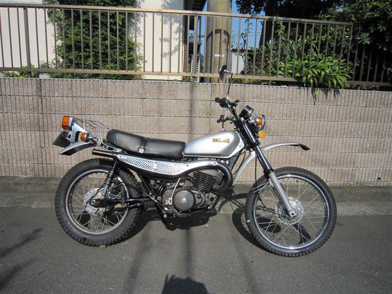 黒いTCさんのエルシノア250